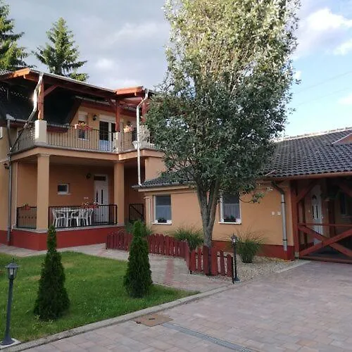 Rege Apartman Eger