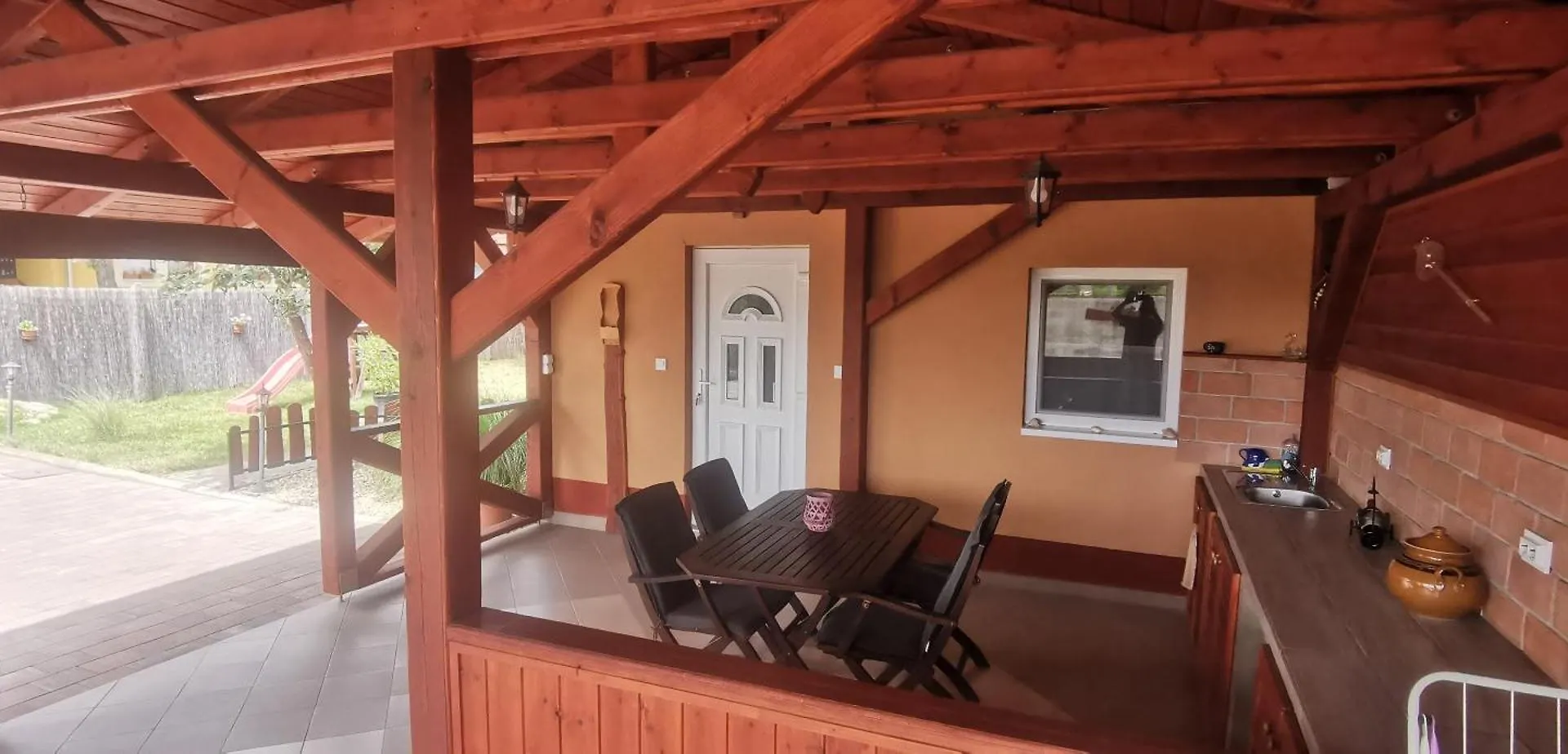 Rege Apartman Eger